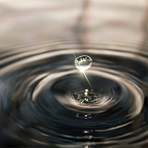 Яку воду називають «Артезіанською» та чим вона корисна?