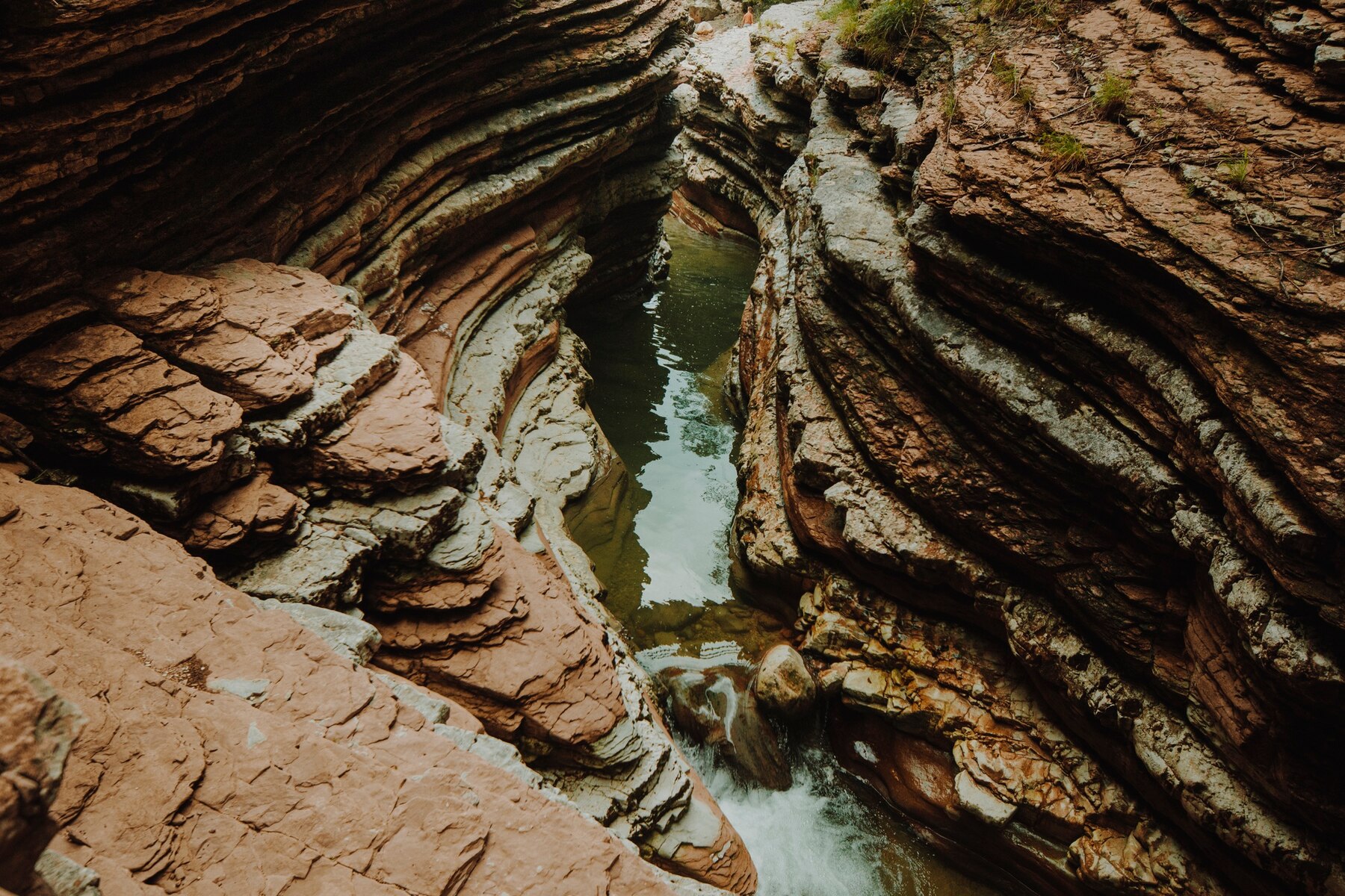 landscape-full-rocky-formations_23-2148215166.jpg